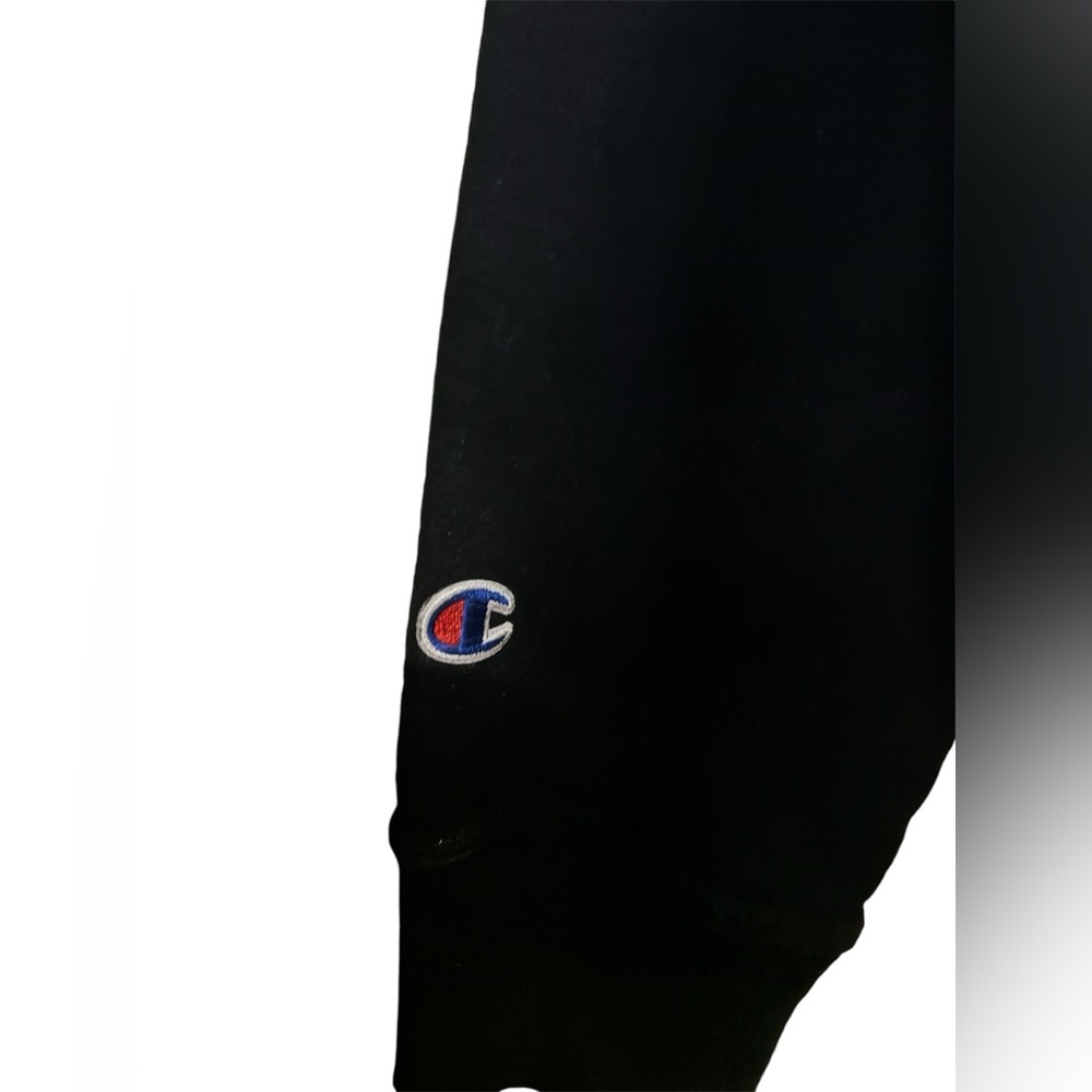 Champion Women’s Hoodie - Size Medium - Picture 4 of 6